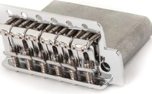 FENDER VINTAGE-STYLE STANDARD SERIES STRAT TREMOLO BRIDGE